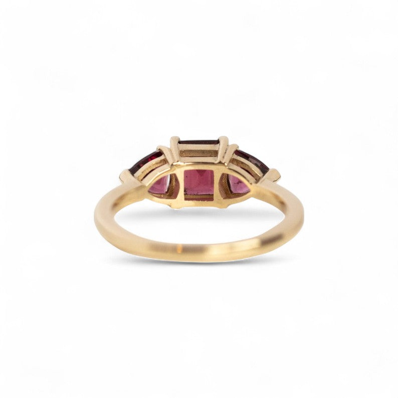 Garnet Marquise Illusion Three Stone Ring - GEMPARA