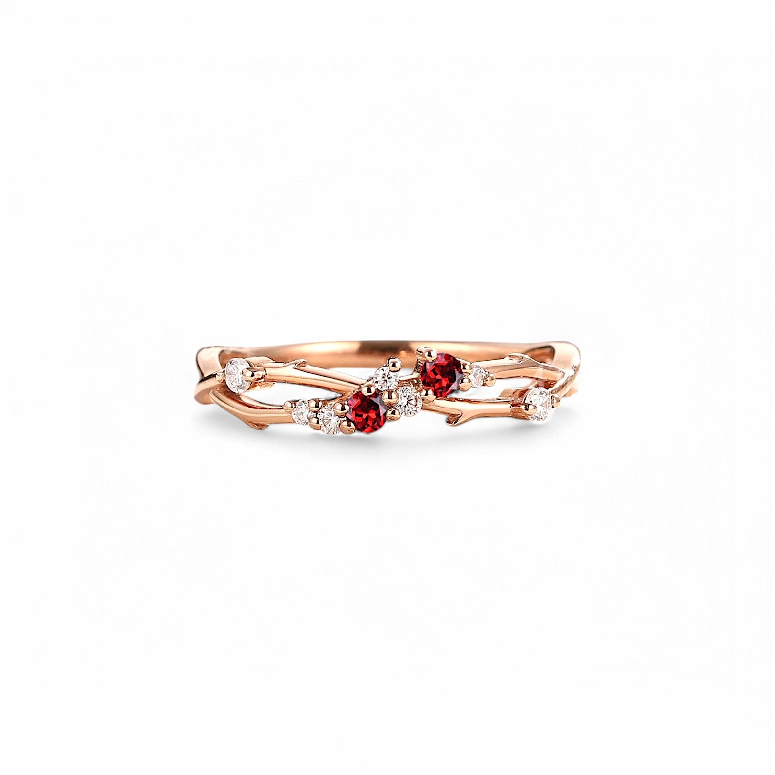 The Wildvine Garnet and Diamond Ring - GEMPARA
