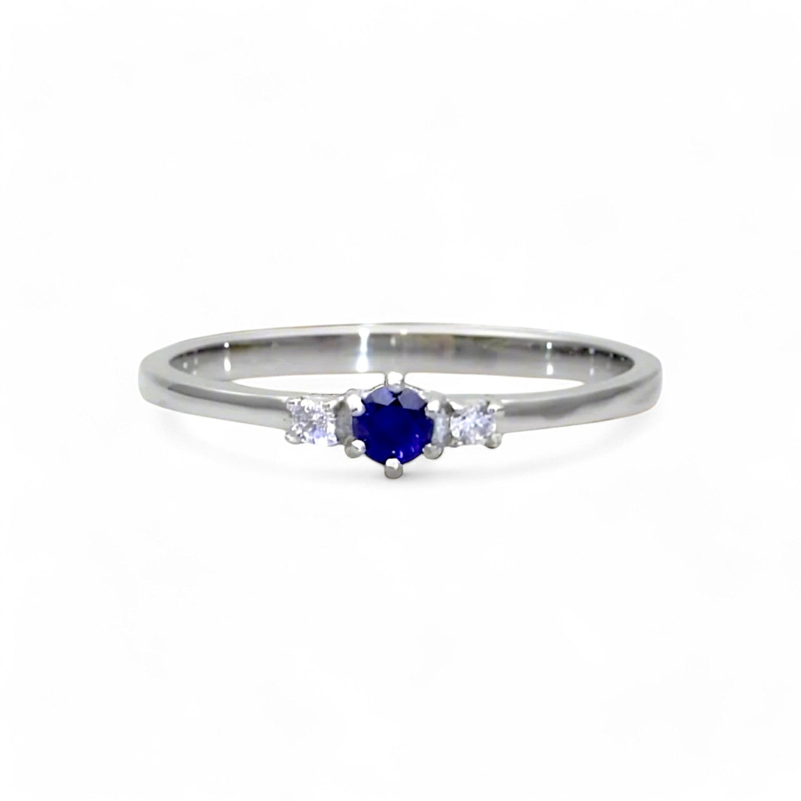 0.20CT Round Lab Sapphire Moissanite Ring - GEMPARA