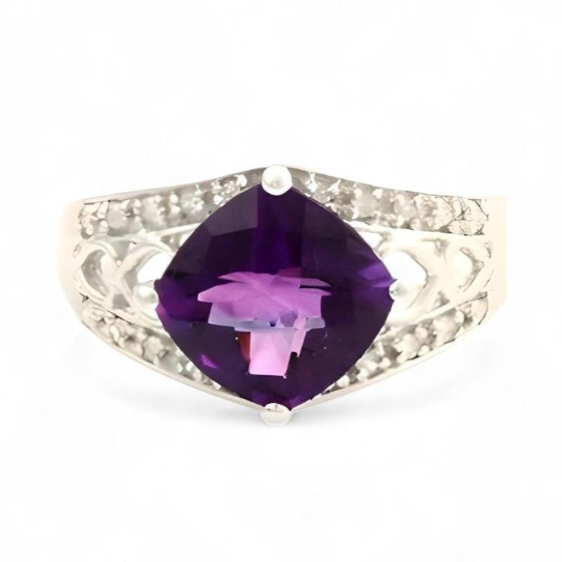 1 CT Cushion Cut Amethyst Ring - GEMPARA