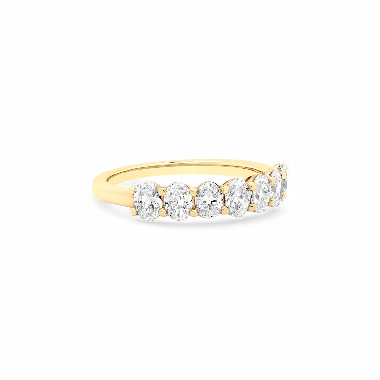 1CT Oval cut Moissanite Ring - GEMPARA