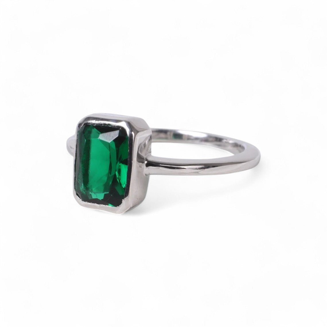 1CT Radiant cut Bezel Lab Emerald Ring - GEMPARA