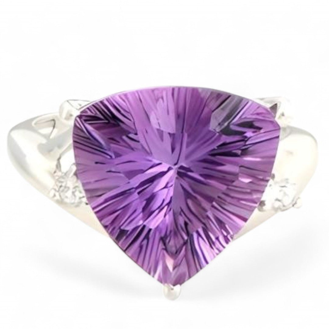 1CT Trillion Amethyst Ring - GEMPARA