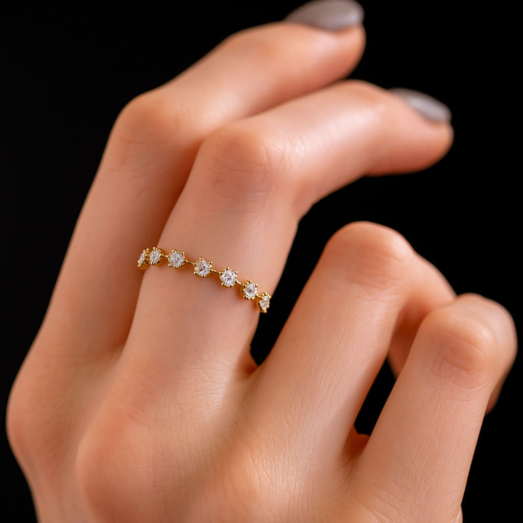 Floral Diamond Station Band – 14K Solid Gold (SI–G/H Minimum)