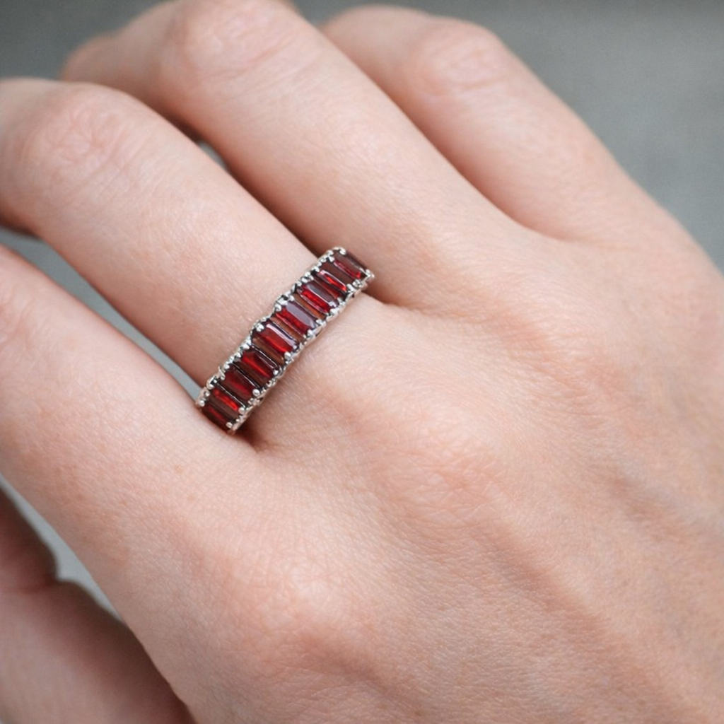 925 sterling silver Vintage Garnet Engagement Ring - GEMPARA