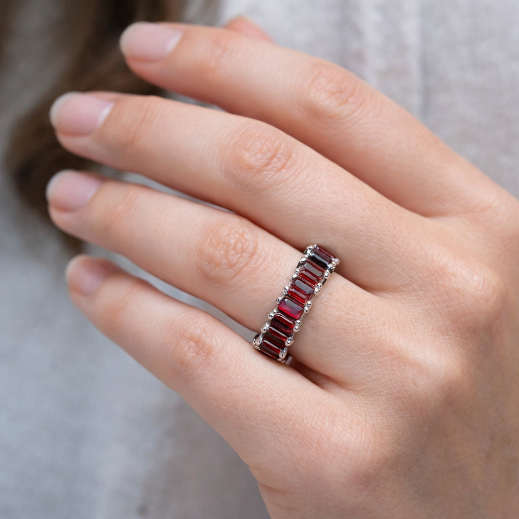 925 sterling silver Vintage Garnet Engagement Ring - GEMPARA