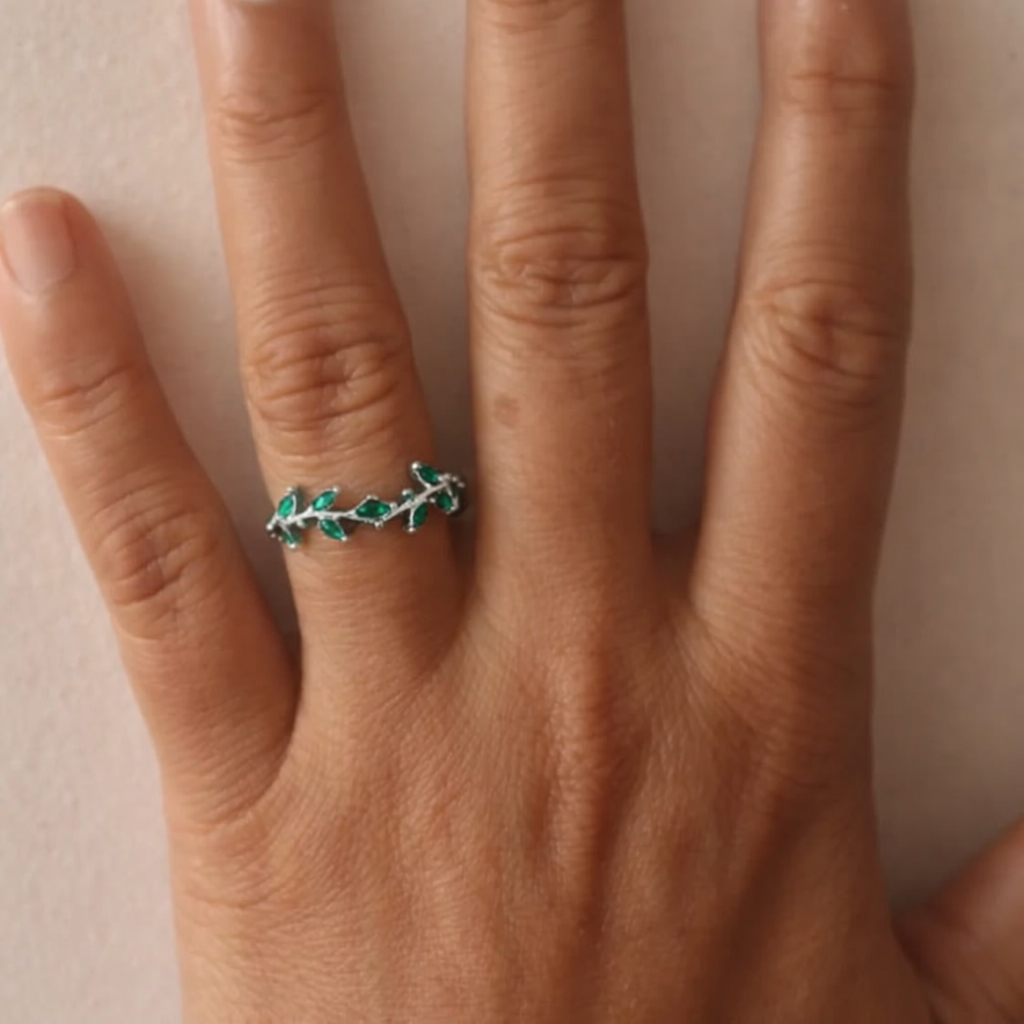 Marquise emerald wedding band 925 sterling silver - GEMPARA