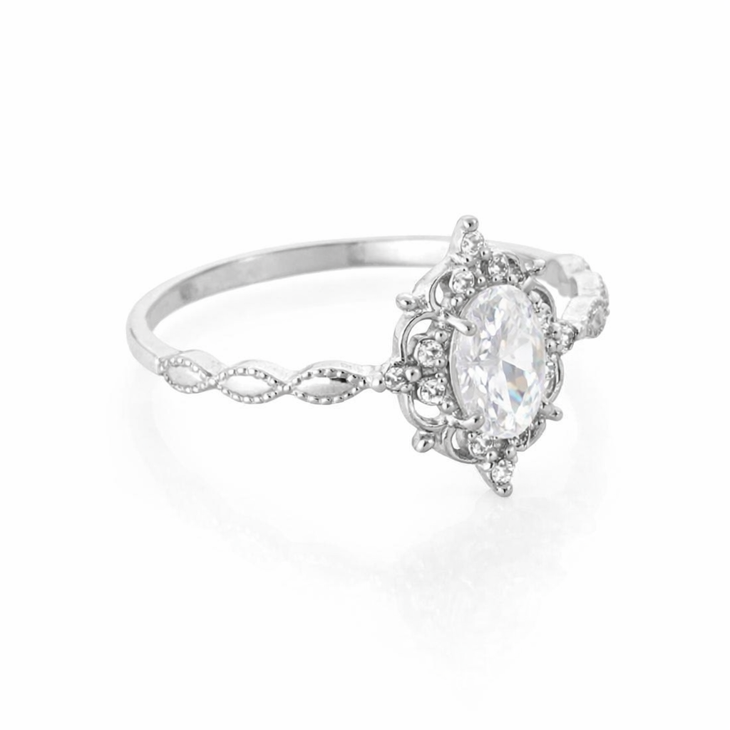 925 Sterling silver Oval Moissanite Vintage Halo Ring - GEMPARA