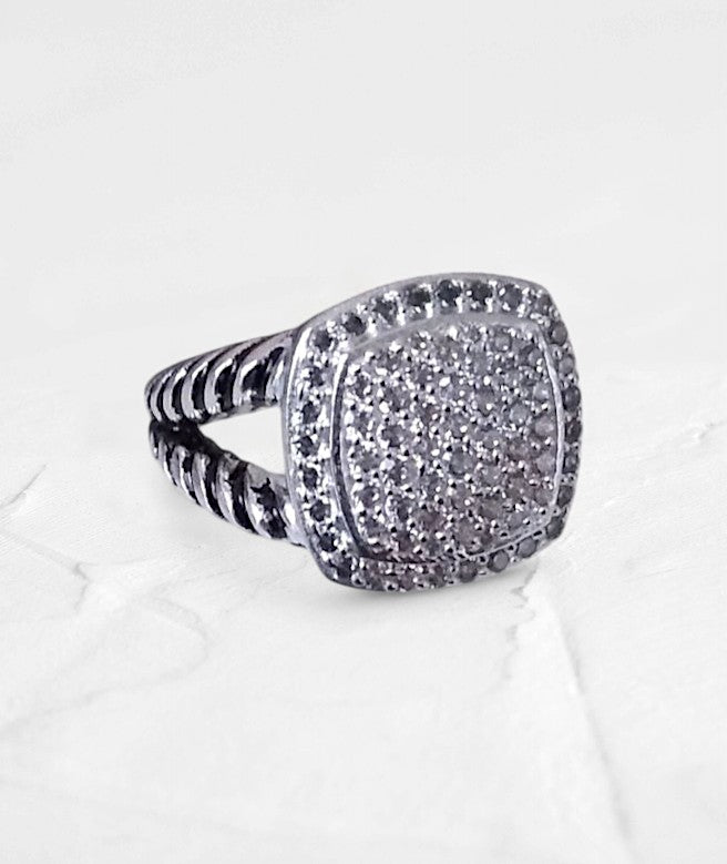 Round Moissanite Pave with black onyx halo Sterling Silver Ring - GEMPARA