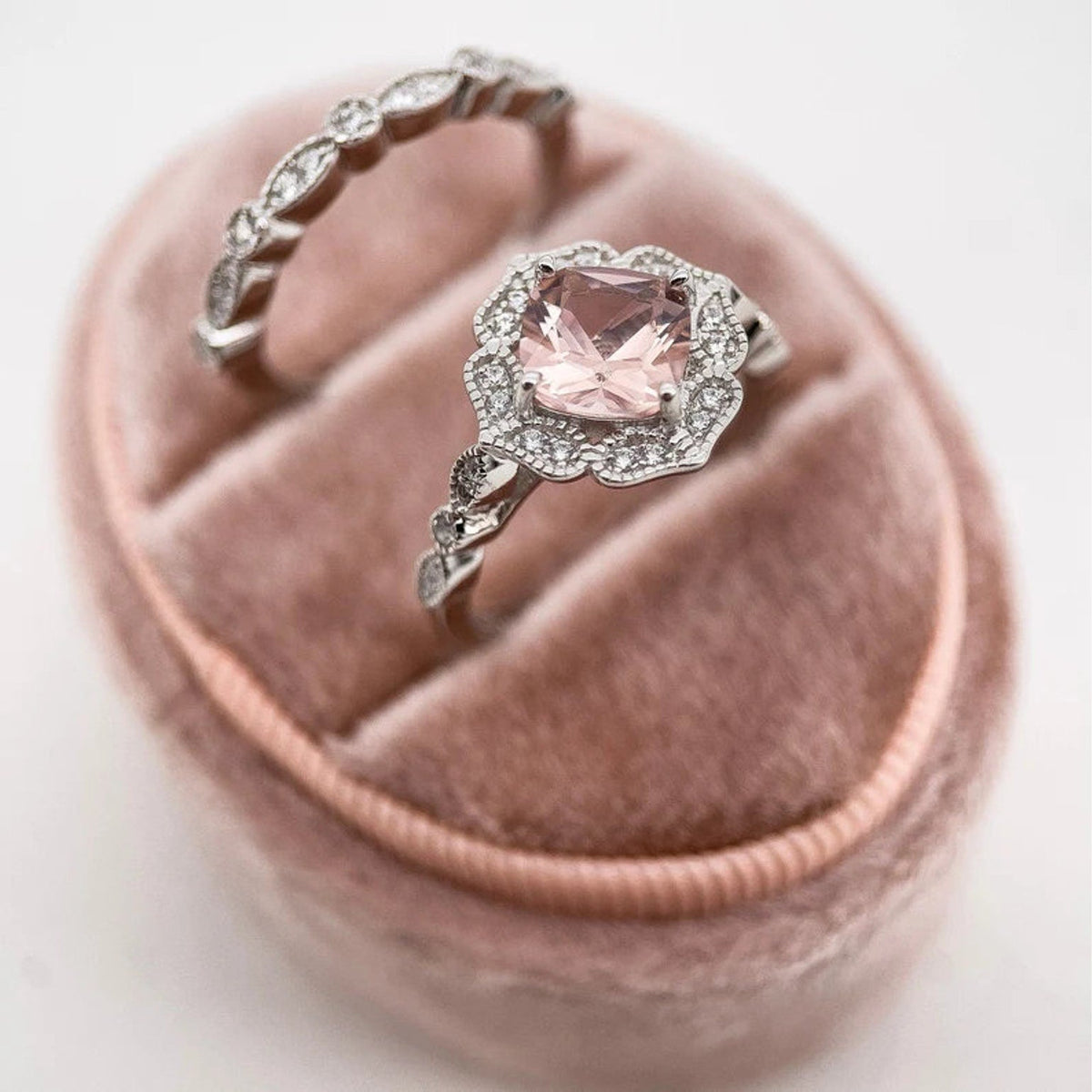 Vintage Round cut Morganite Ring Set - GEMPARA