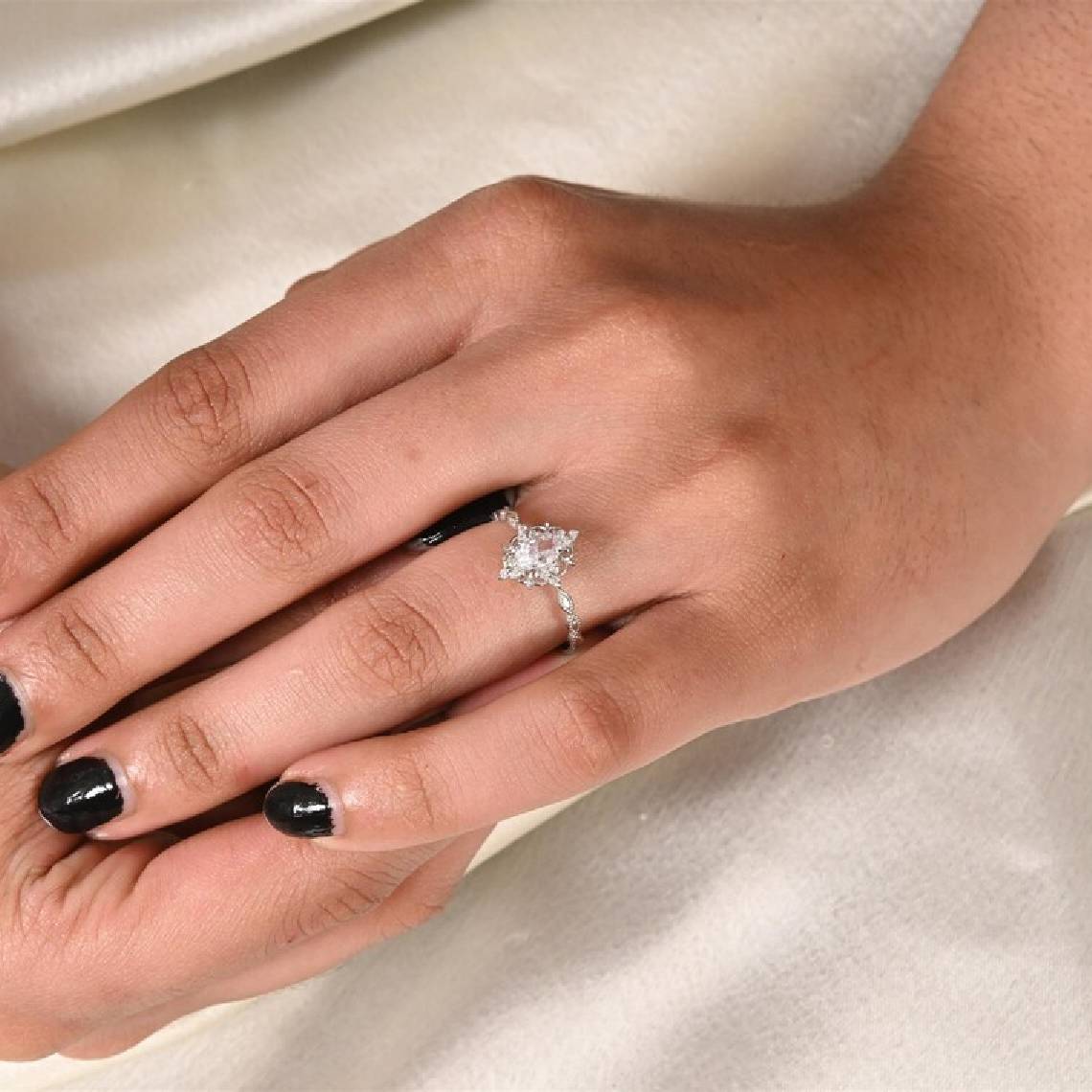 925 Sterling silver Oval Moissanite Vintage Halo Ring - GEMPARA