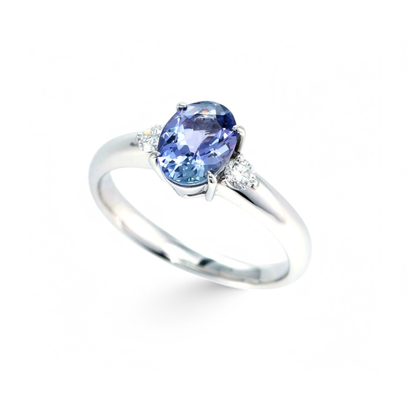Solitaire Oval cut Tanzanite with accents Ring - GEMPARA