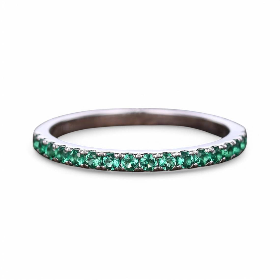 Round cut Half Eternity Emerald Stacking Band - GEMPARA
