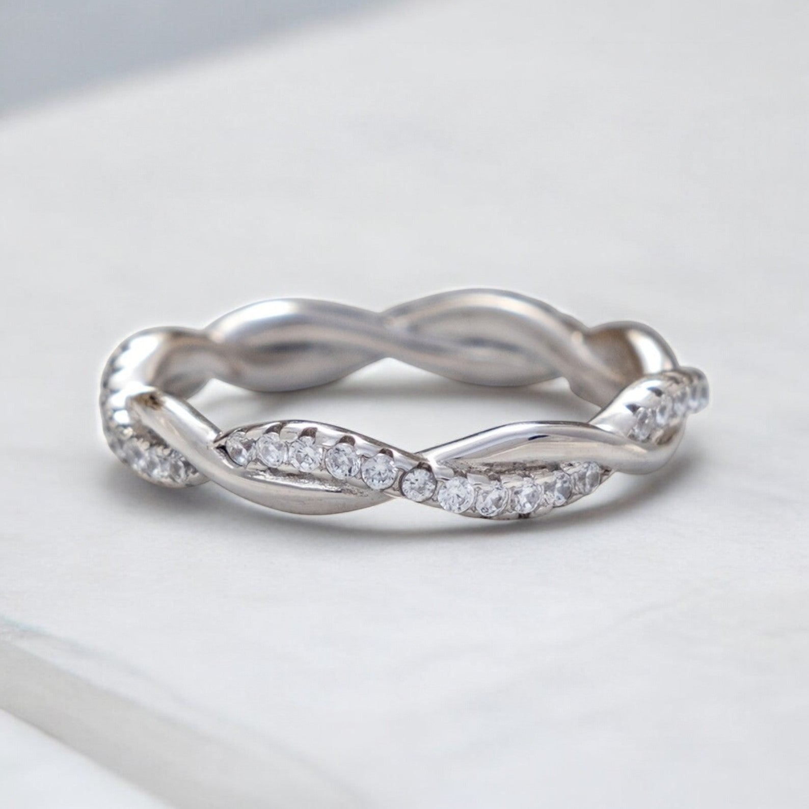 Silver Twisted Rope with Round cut Moissanite Ring - GEMPARA