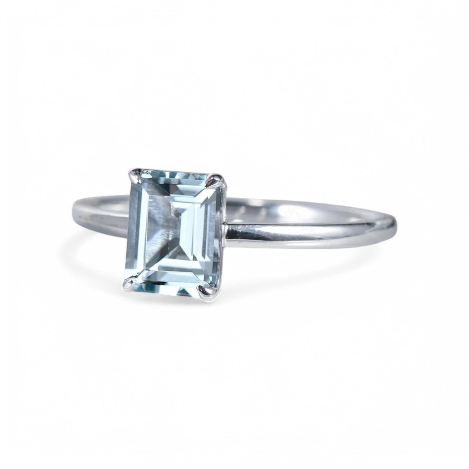 Emerald Cut Solitaire Aquamarine Ring - GEMPARA